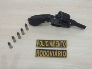  Comerciante é flagrado com revólver em Parauapebas