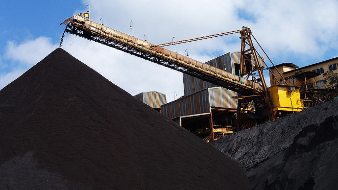  Vale corta meta de produção de minério de ferro