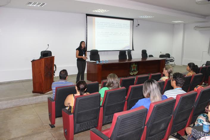  Servidoras do Legislativo participam de palestra sobre empreendedorismo