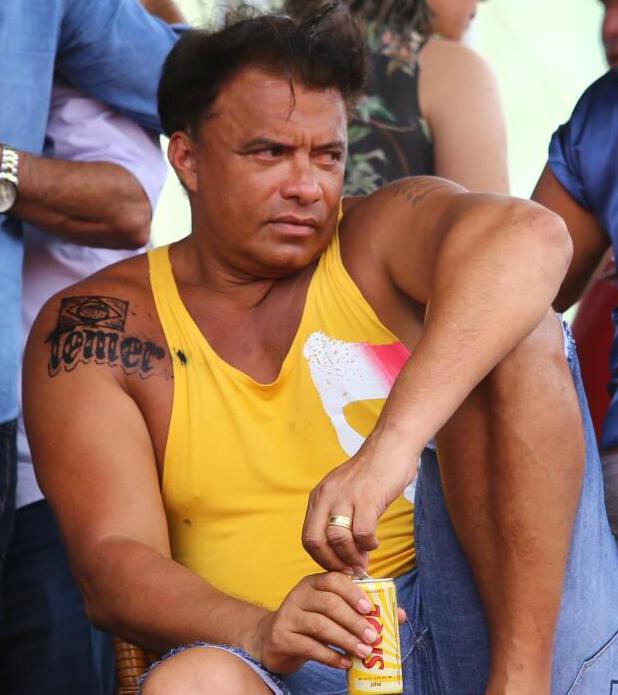  Deputado Federal do Pará tatua o nome do presidente Michel Temer no ombro