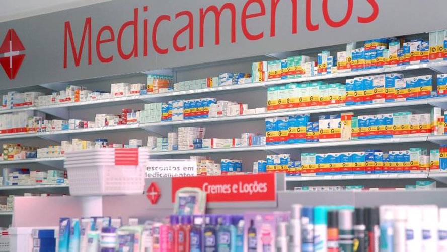  Lista de medicamentos do SUS inclui novos remédios para HIV e Alzheimer