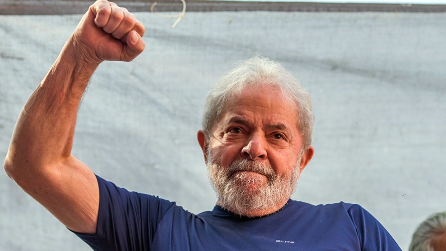  Mesmo preso Lula segue líder em pesquisa. Bolsonaro aparece em segundo