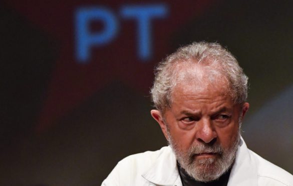  Com crítica a juíza, Moro e Bolsonaro, Lula entrega defesa final no caso do sítio
