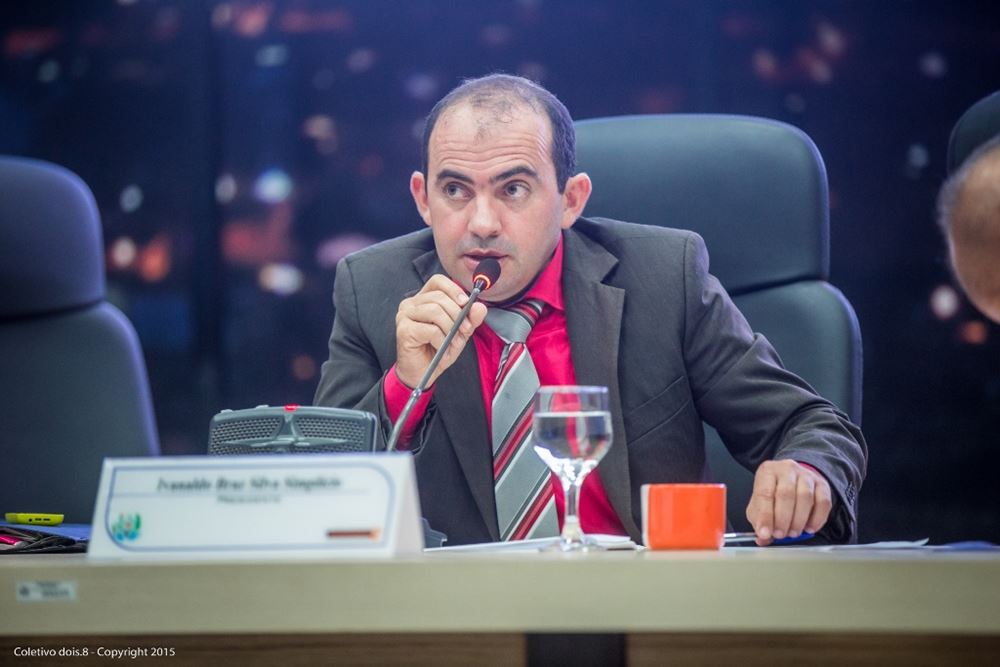  Vereador Braz cobra do poder executivo a revitalização de faixas horizontais nas ruas do município