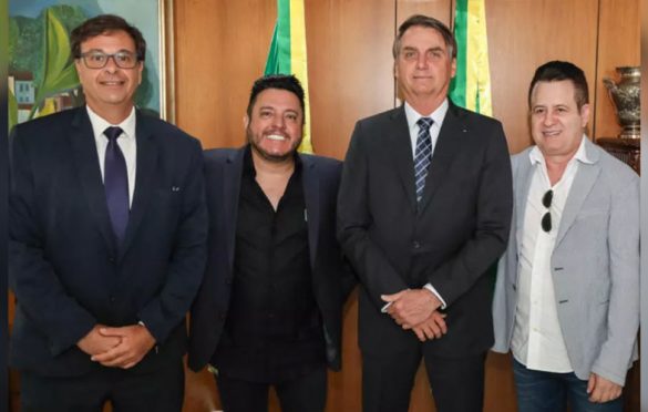 Bolsonaro nomeia Bruno e Marrone embaixadores do turismo no Brasil