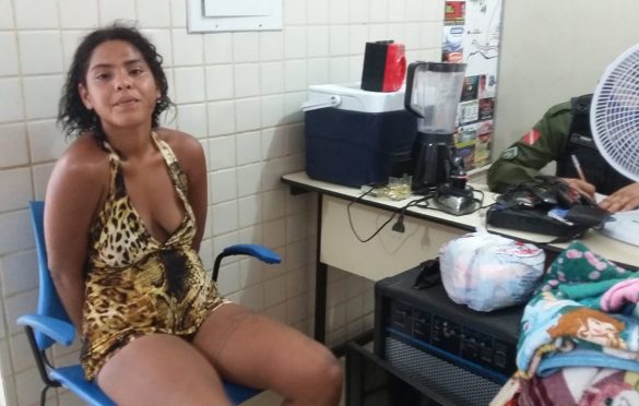  Mulher faz ‘limpa’ em residência e é presa pela policia de Parauapebas