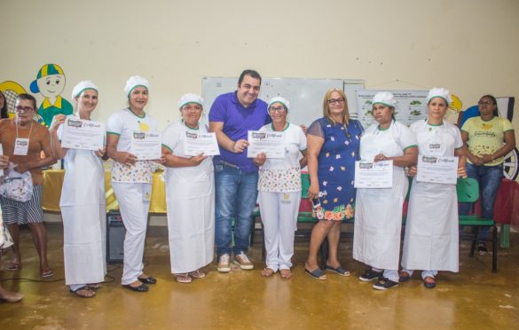  Merendeiras de Curionópolis participam da II Capacitação de Manipuladores de Alimentos