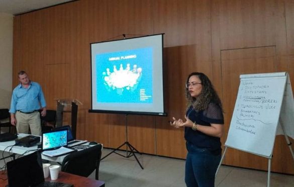  Adepará participa de treinamento sobre mosca da carambola no Suriname