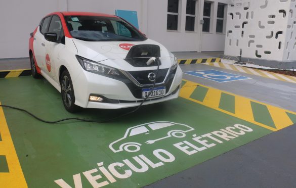  Vale adota carros elétricos para reduzir emissões de carbono na atmosfera